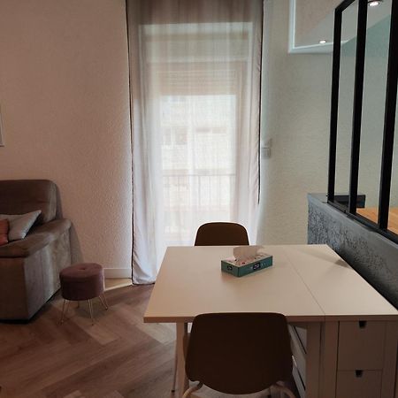 Le Petit Angle Appartement 2 Pieces, Plein Centre Ville, Pres De La Gare Jusqu'A 4 Personnes Bellegarde-sur-Valserine Dış mekan fotoğraf
