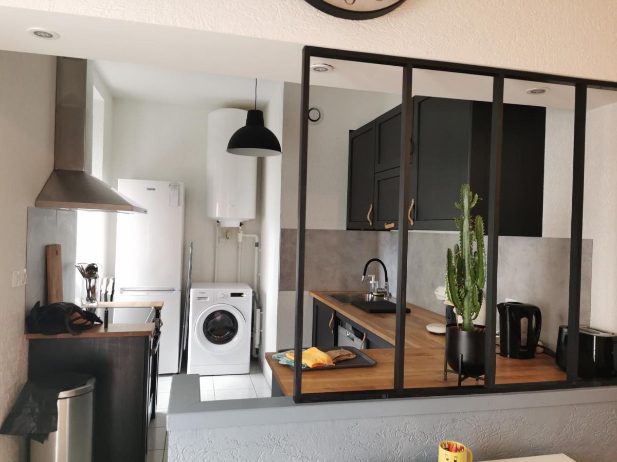 Le Petit Angle Appartement 2 Pieces, Plein Centre Ville, Pres De La Gare Jusqu'A 4 Personnes Bellegarde-sur-Valserine Dış mekan fotoğraf